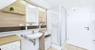 von_poll_real_estate_property_25361074_image_5