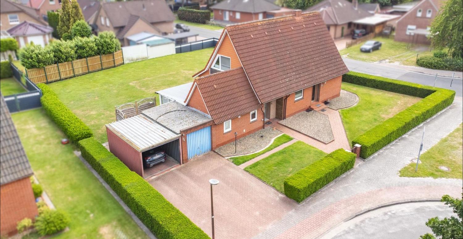 Zentrale Lage – gepflegtes Haus mit großem Grundstück
