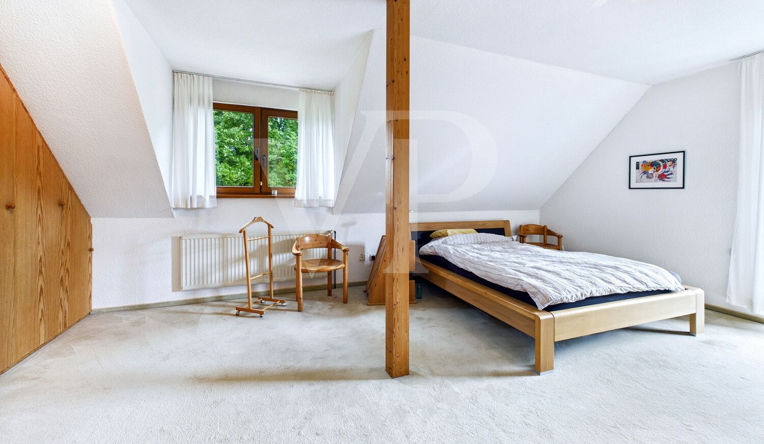 Schlafzimmer DG