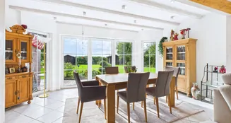 von_poll_real_estate_property_25361081_image_2