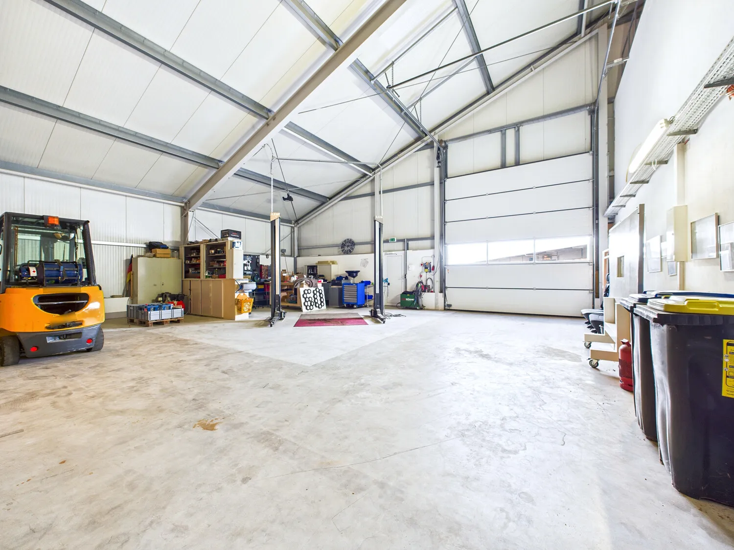 Lagerhalle / Werkstatt