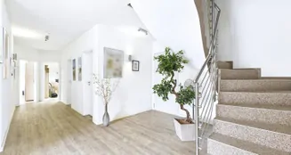 von_poll_real_estate_property_252100781_image_6