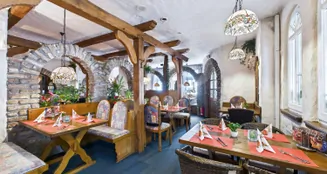 von_poll_real_estate_property_25335129_image_1