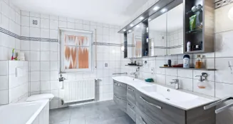 von_poll_real_estate_property_25210085_image_5