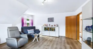 von_poll_real_estate_property_25210085_image_12