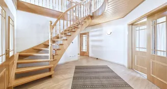 von_poll_real_estate_property_25418104_image_1