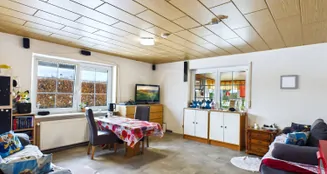 von_poll_real_estate_property_25361095_image_4