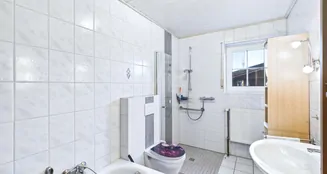 von_poll_real_estate_property_25361095_image_3