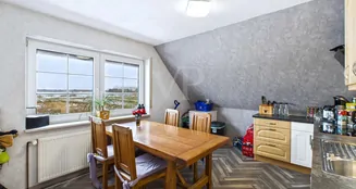 von_poll_real_estate_property_25361095_image_10