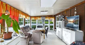 von_poll_real_estate_property_25361095_image_6