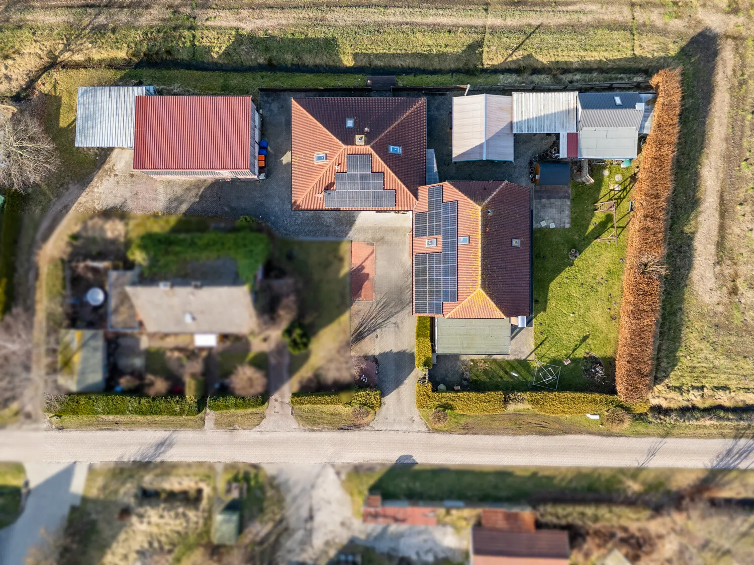 Gesamtes Grundstück