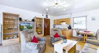 von_poll_real_estate_property_25361089_image_1