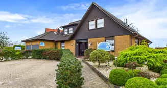 von_poll_real_estate_property_25361089_image_0