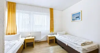 von_poll_real_estate_property_25361089_image_8