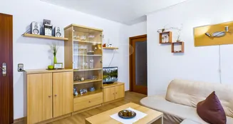 von_poll_real_estate_property_25361089_image_6