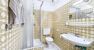 von_poll_real_estate_property_25335130_image_2