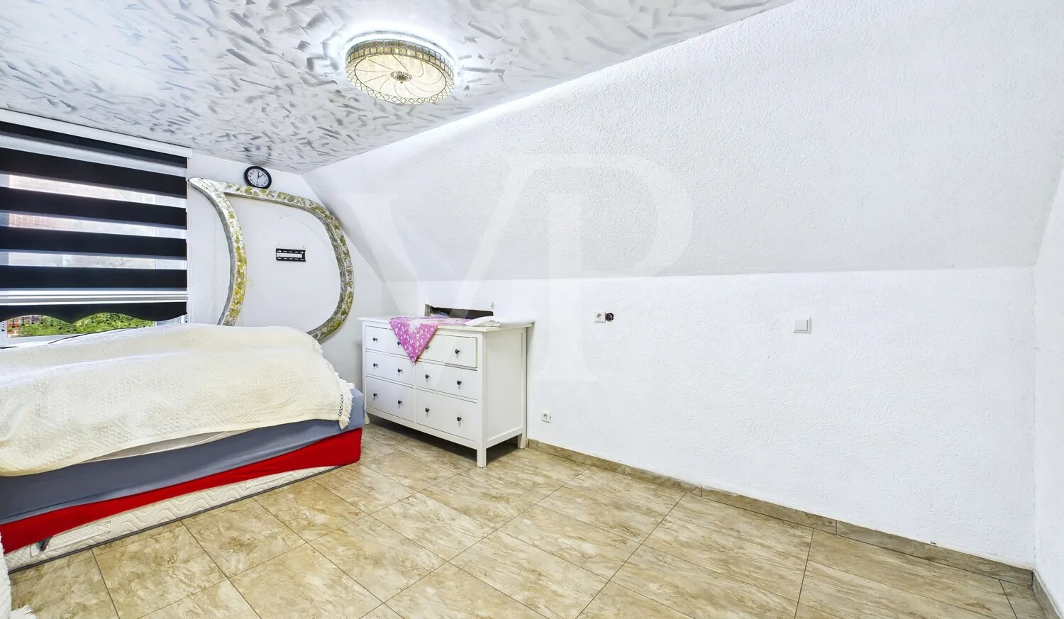 Schlafzimmer VI