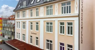 von_poll_real_estate_property_25335096-Online_image_4