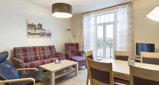 von_poll_real_estate_property_25335096-Online_image_15