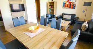 von_poll_real_estate_property_25335096--Online_image_10