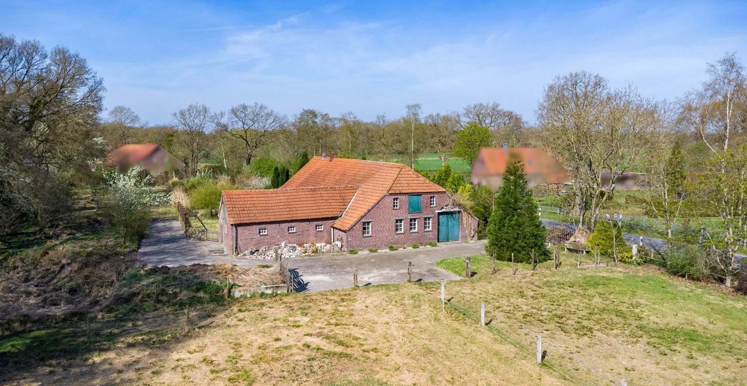 Haus. Scheune. Pferde. - Landleben pur auf 6.235 m²