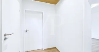 von_poll_real_estate_property_25418123_image_1