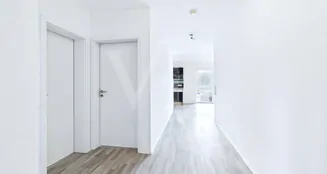 von_poll_real_estate_property_25361091_image_1