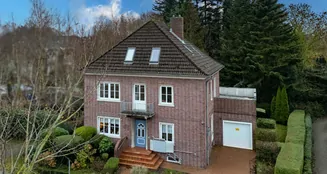 von_poll_real_estate_property_25418122_image_0