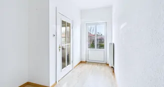 von_poll_real_estate_property_25418122_image_1