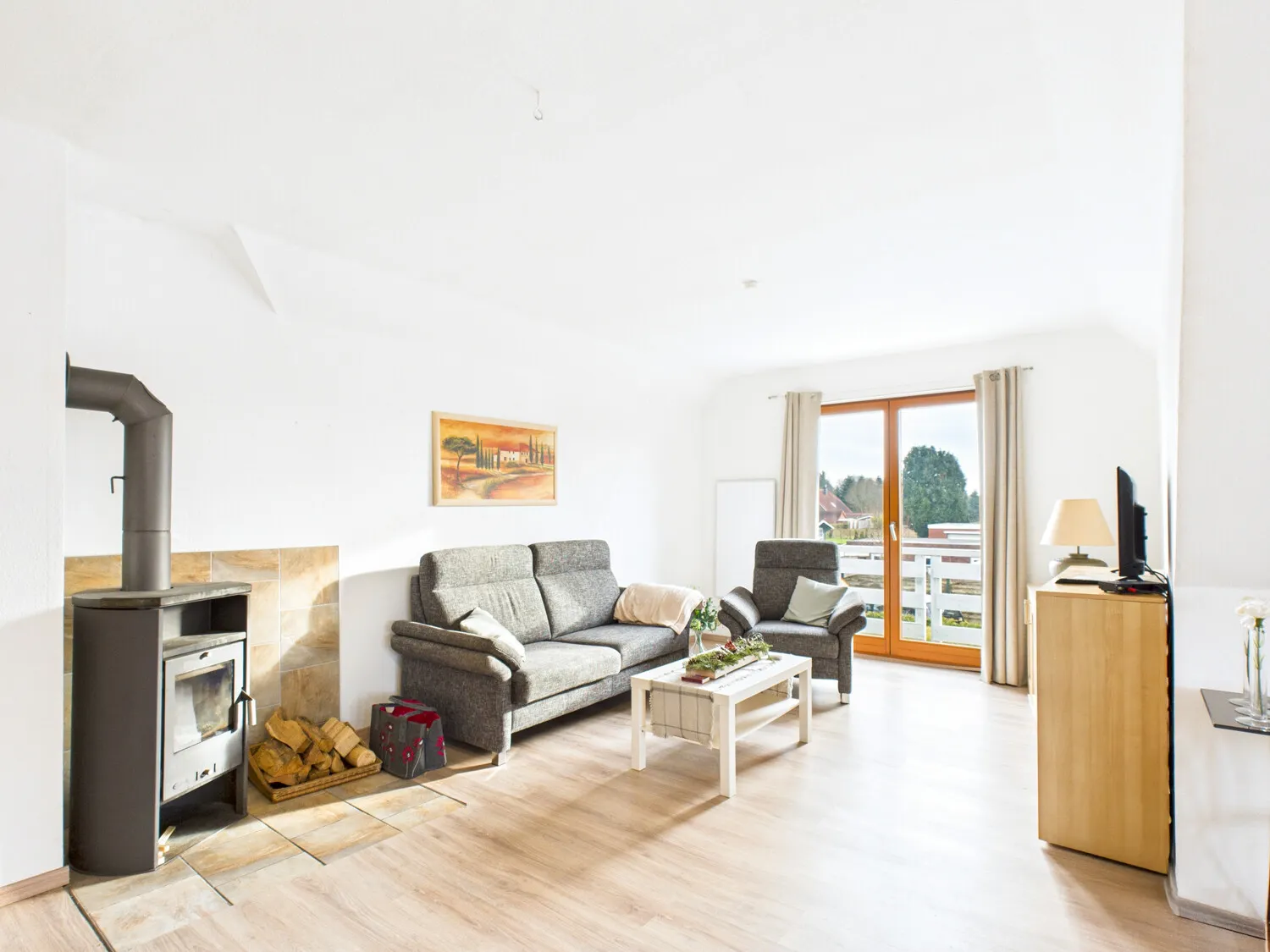 Wohnbereich mit Kamin