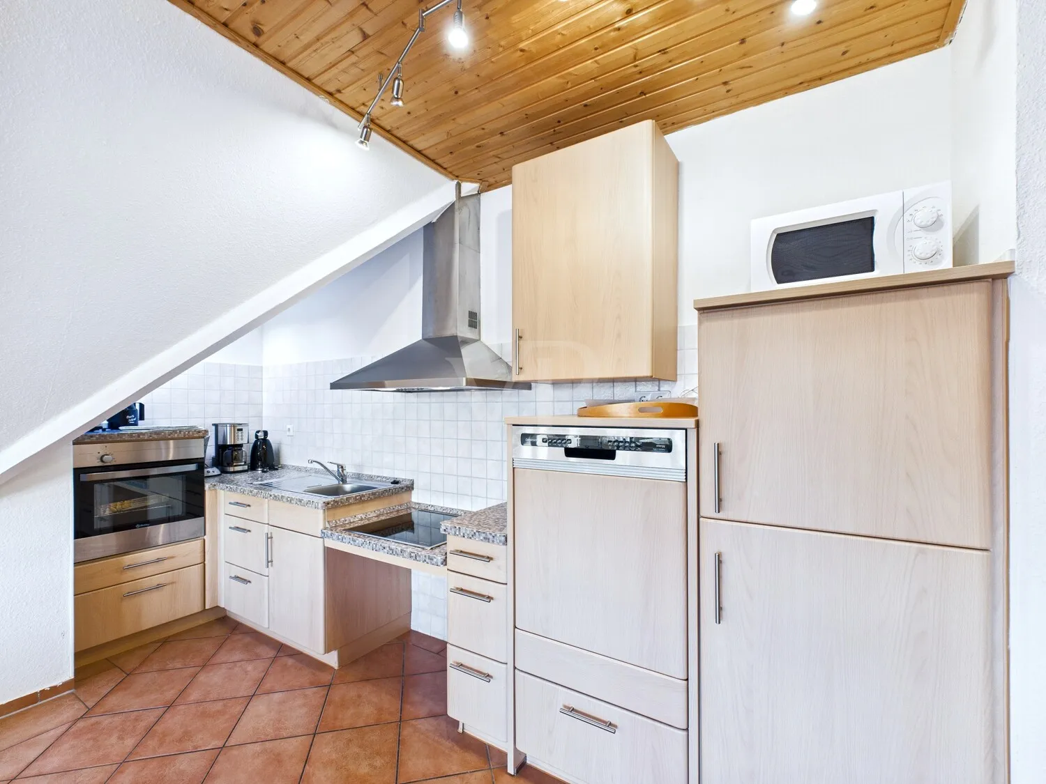 rollstuhlgerechte und offene Einbauküche