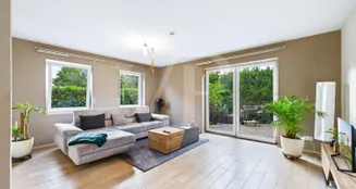 von_poll_real_estate_property_26335015_image_2