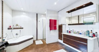 von_poll_real_estate_property_26335015_image_4