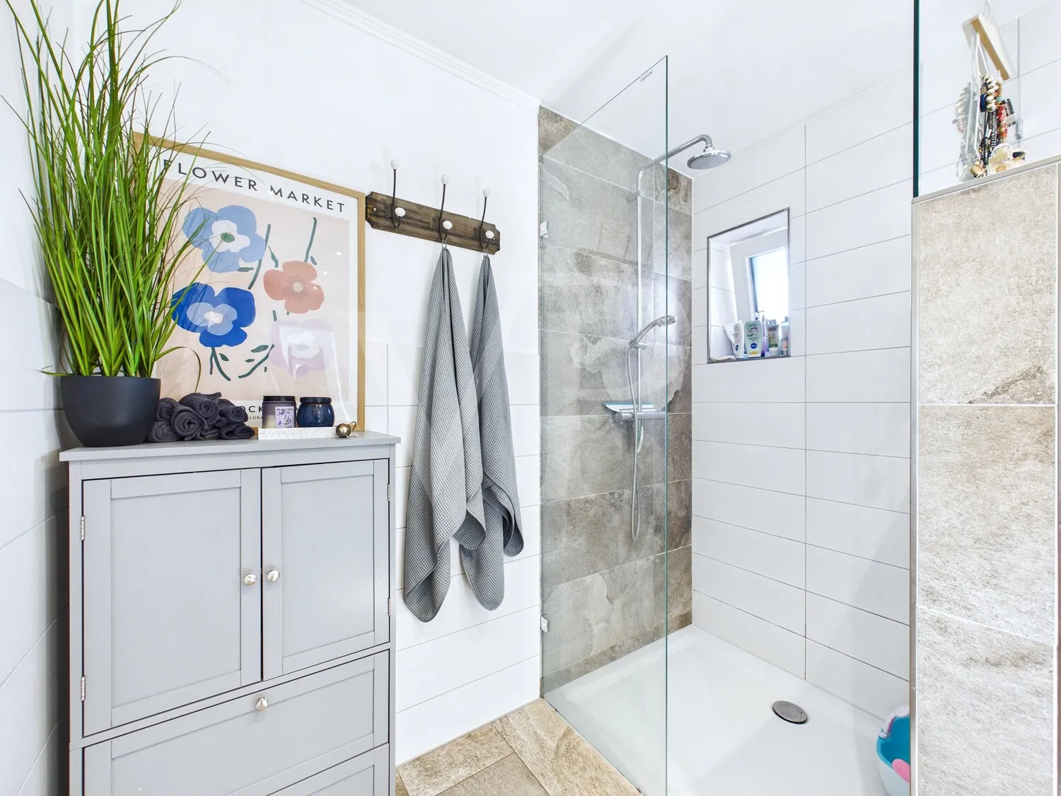 Badezimmer EG