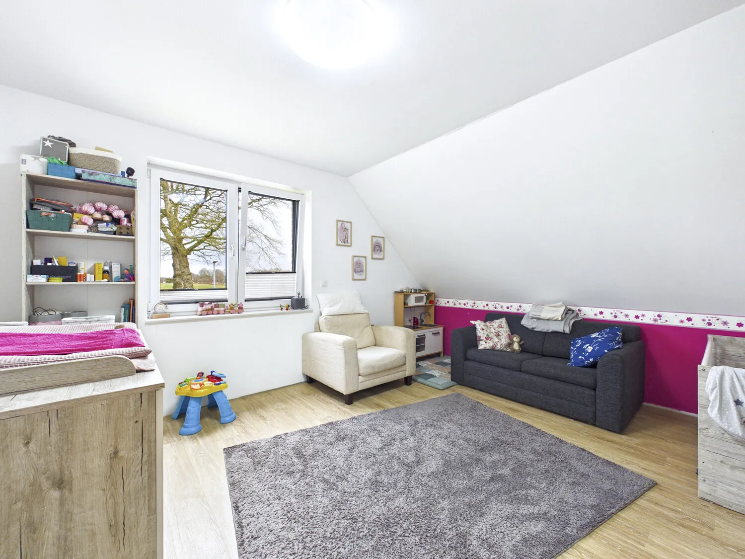 Schlafzimmer IV