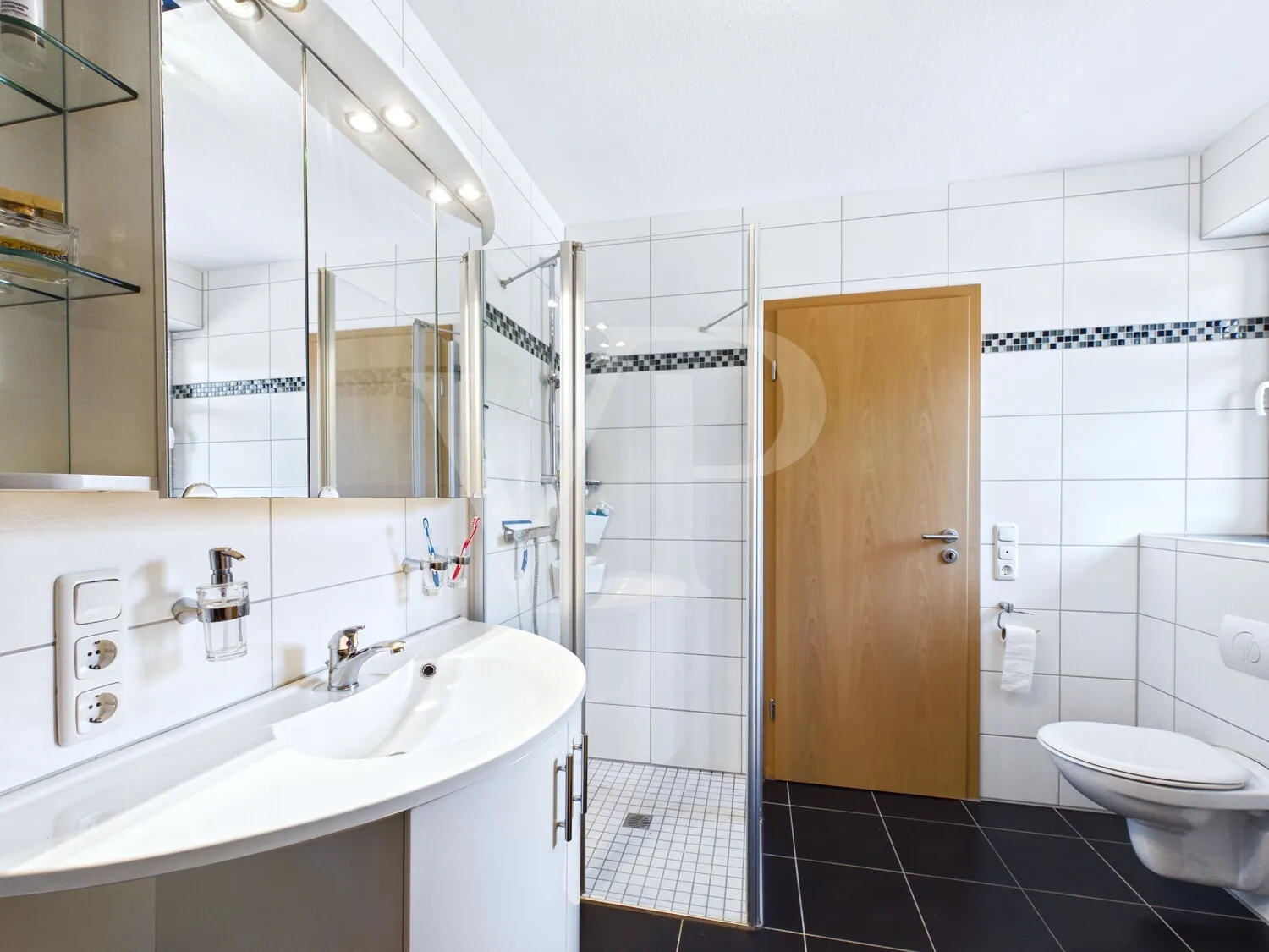 Badezimmer EG