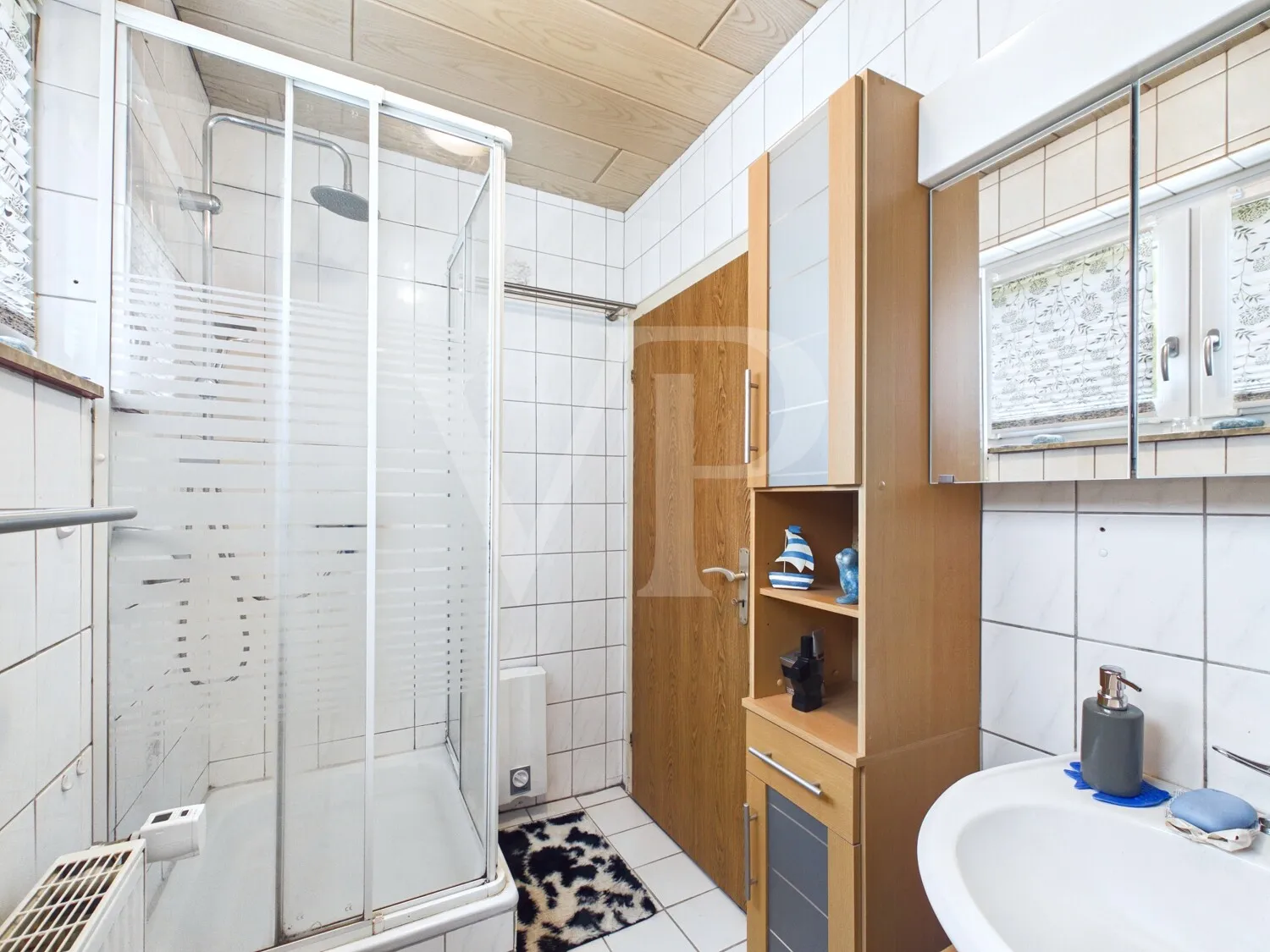 Badezimmer EG