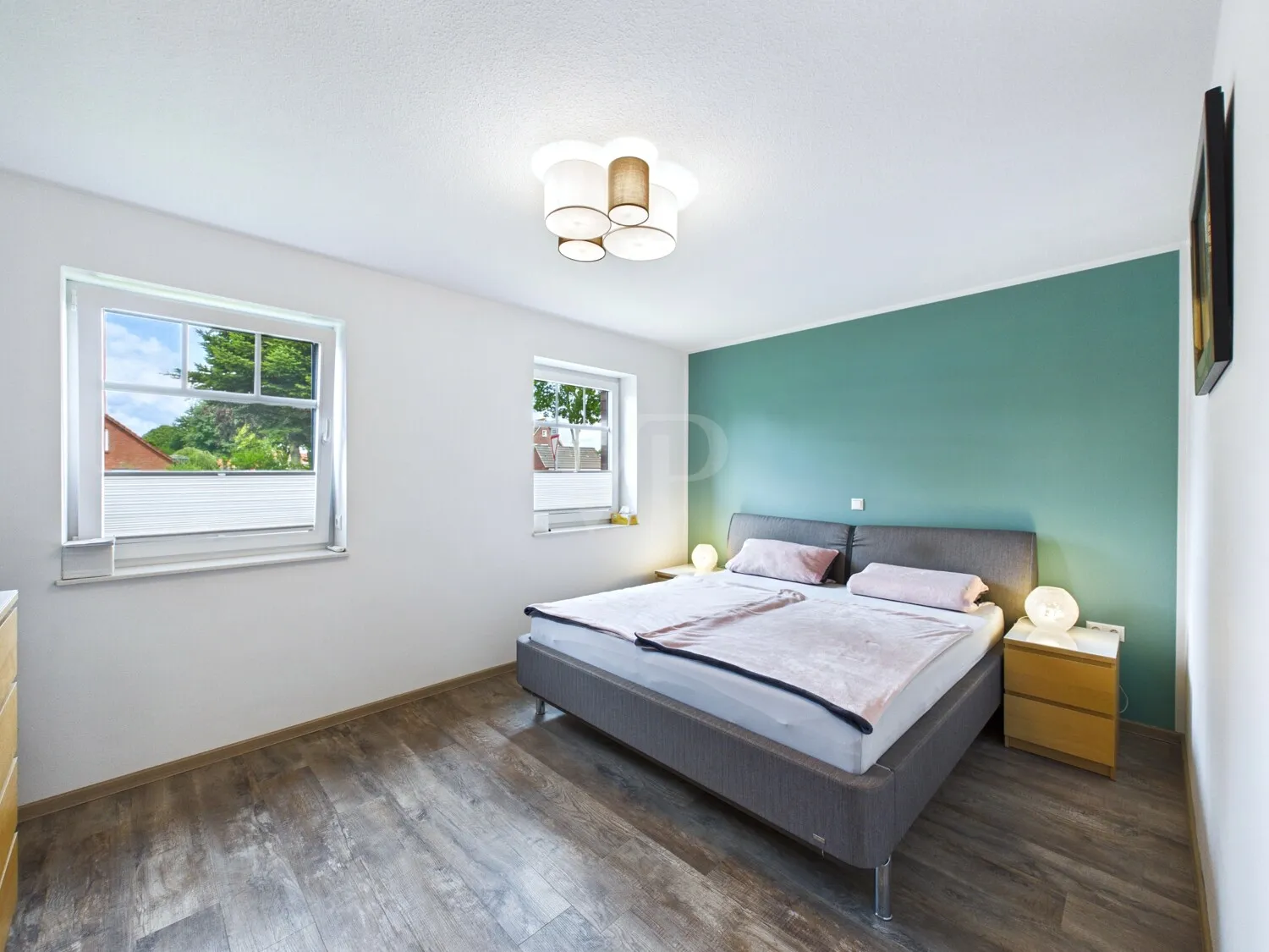 Schlafzimmer/Büro im Erdgeschoss