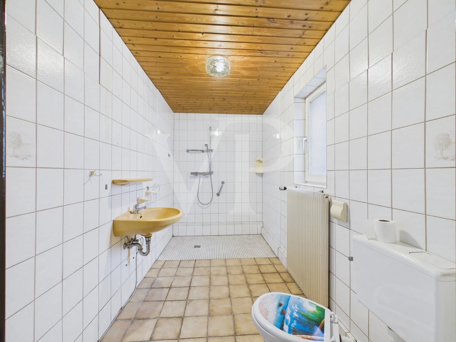 Badezimmer EG