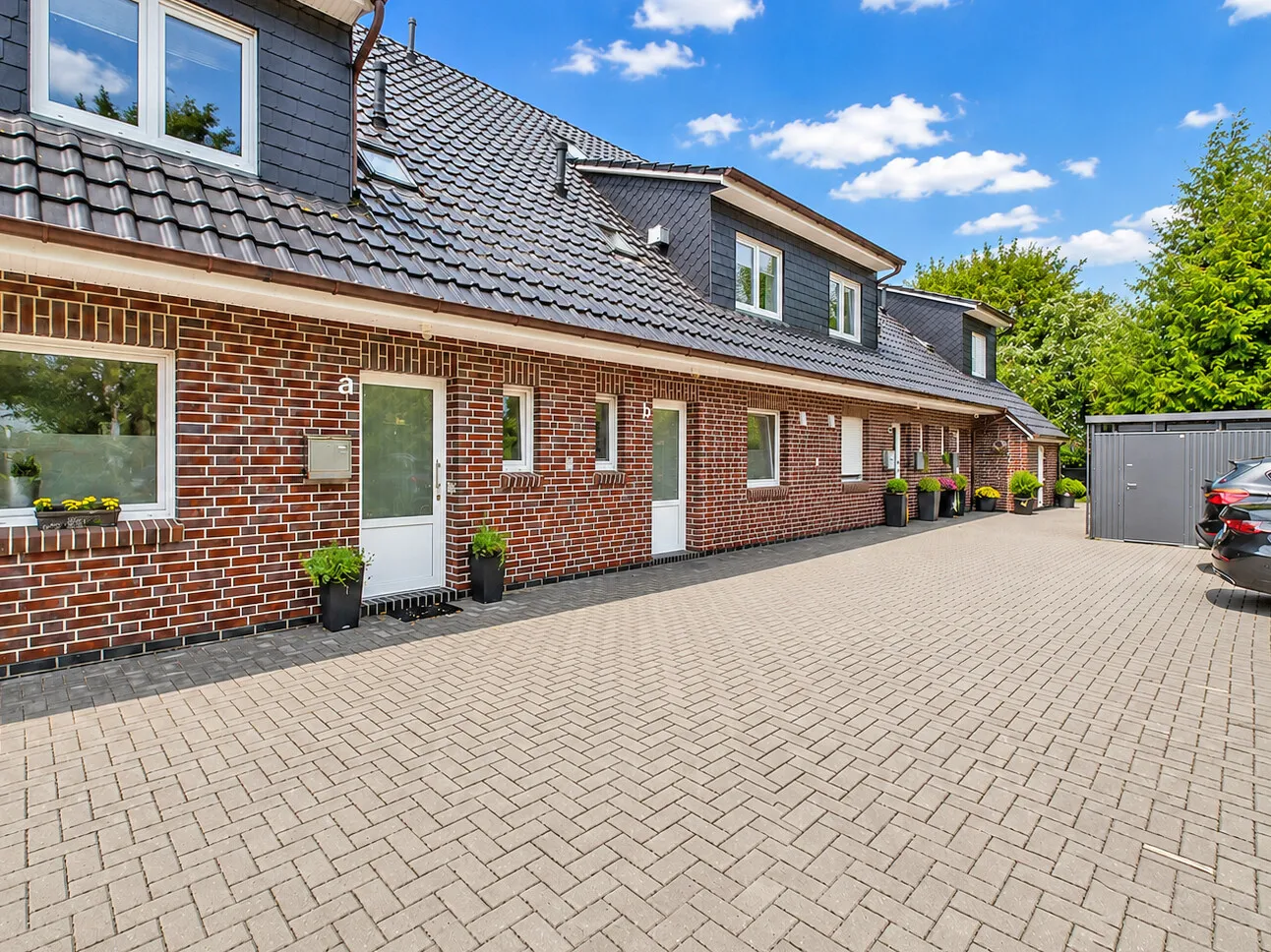 Auffahrt/Eingang