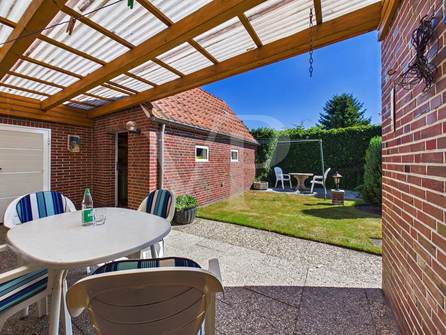 Überdachte Terrasse