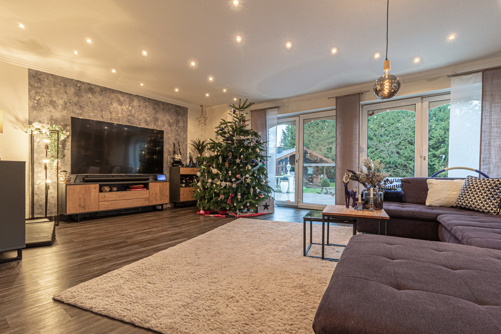 Wohnzimmer (EG)
