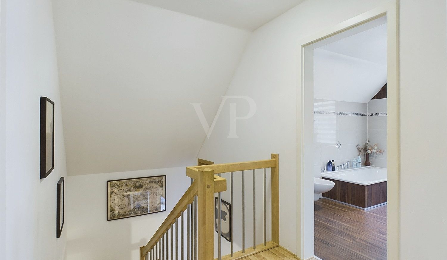 Treppe (OG)