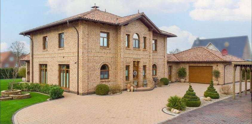 von Poll Immobilien GmbH