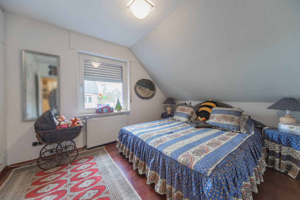 Schlafzimmer 4