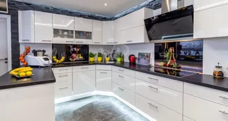 von_poll_real_estate_property_25361025c_image_10