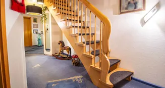 von_poll_real_estate_property_25361025c_image_8