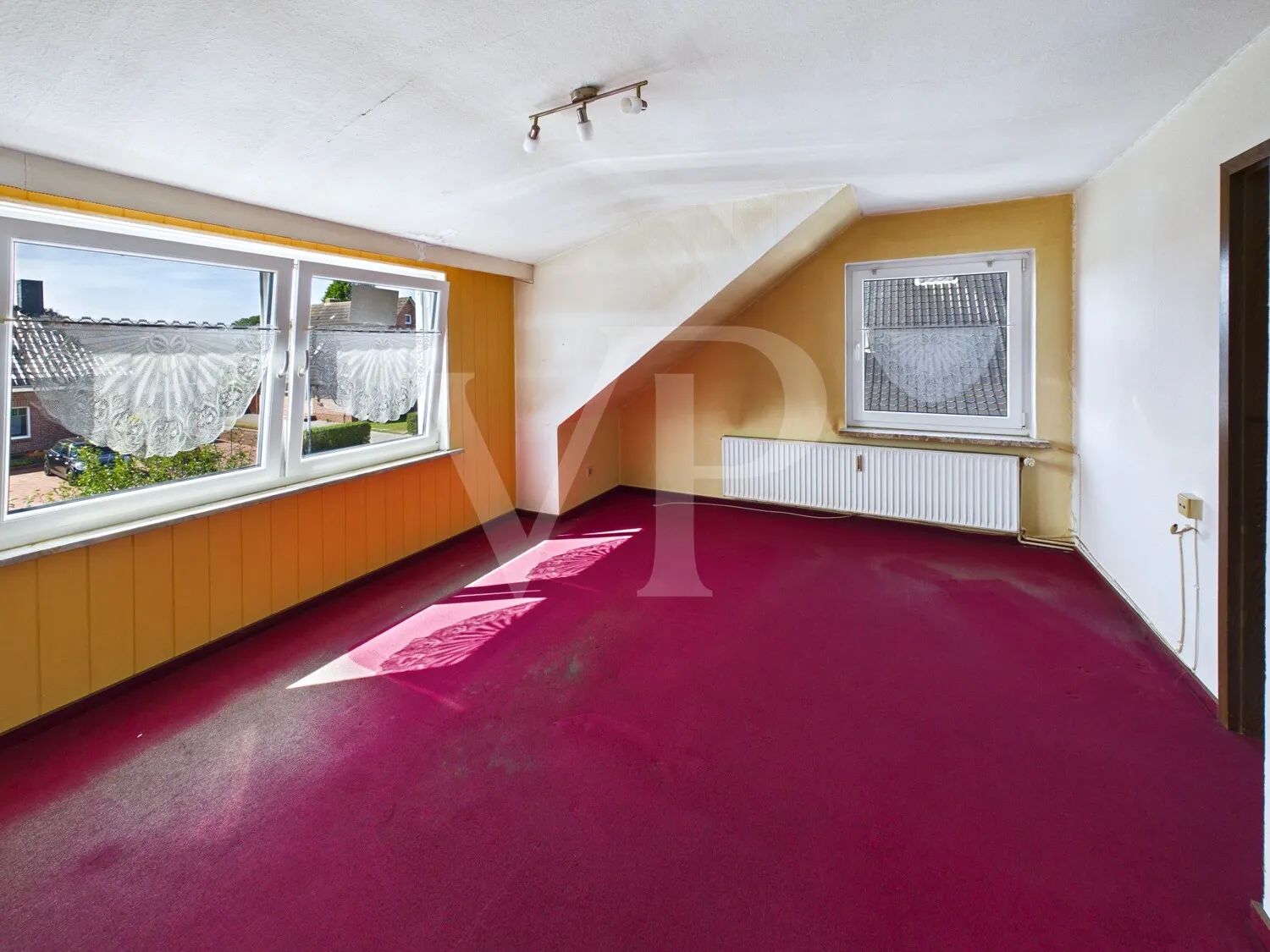 Zimmer 2 OG