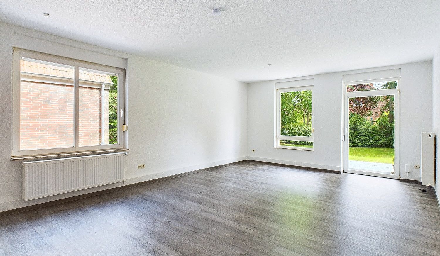 Wohnen EG links