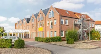 von_poll_real_estate_property_23418444_image_0